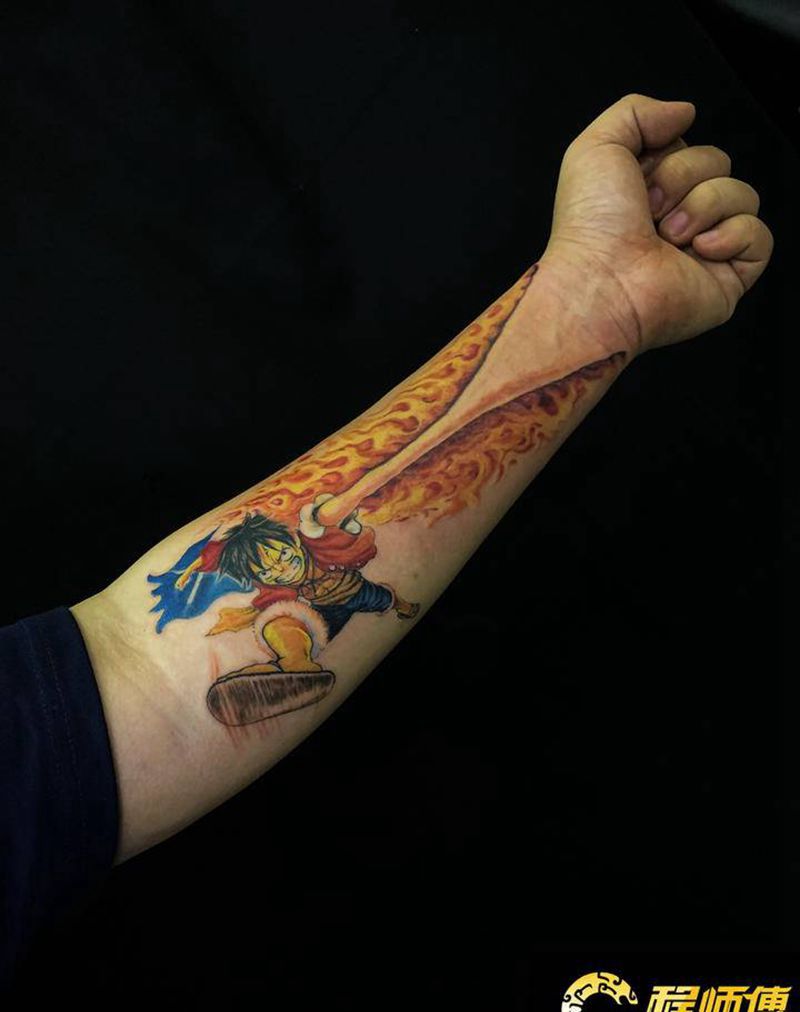 路飞的拳头纹身图片_手臂新传统纹身图案
