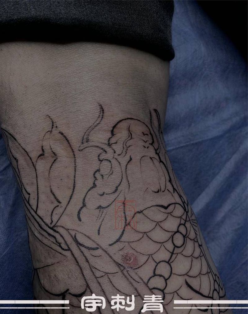 鲤鱼纹身图片_新传统纹身图案