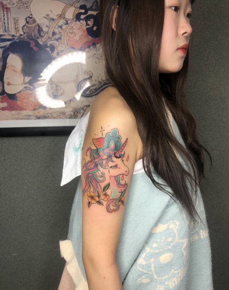 独角兽纹身图片_手臂纹身图案