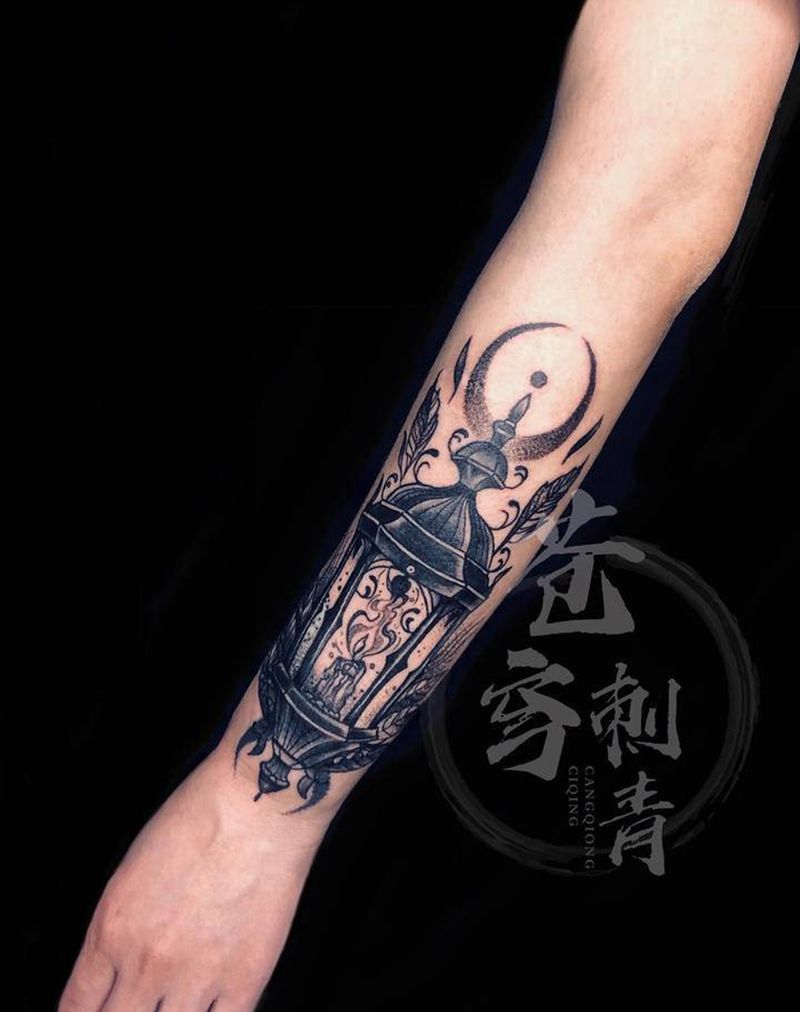 灯纹身图片_手臂欧美新传统纹身图案