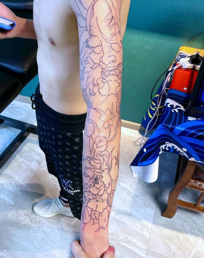 般若牡丹花臂线纹身图片_手臂新传统纹身图案