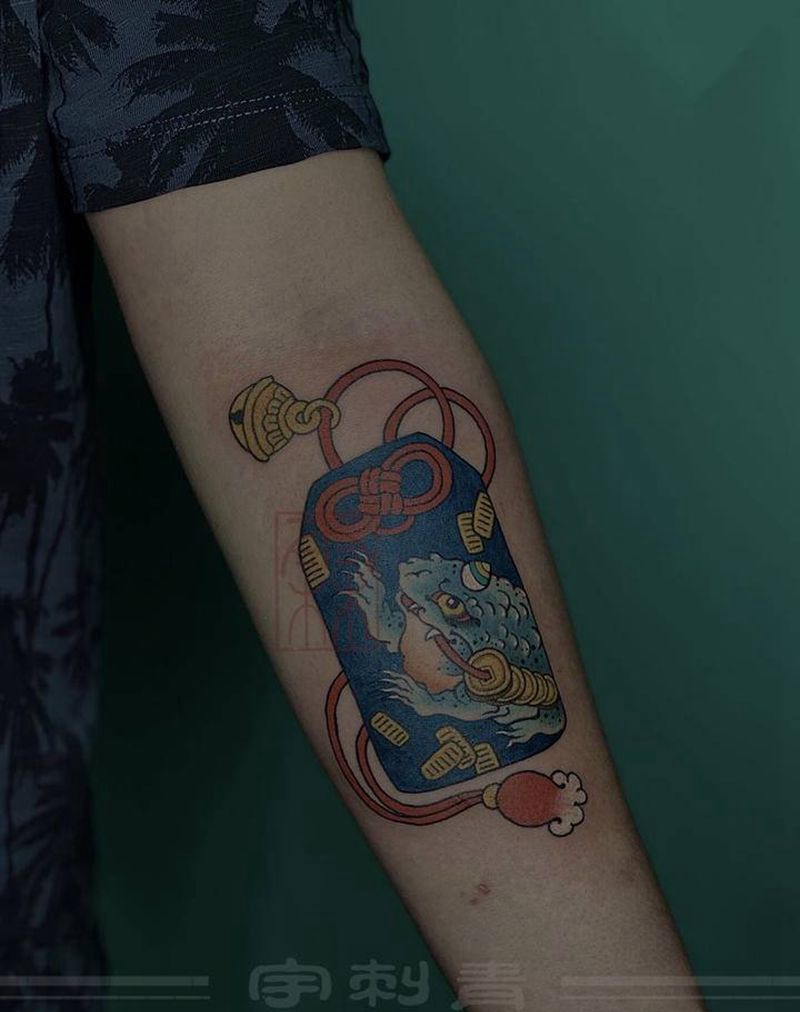 御守纹身图片_手臂纹身图案