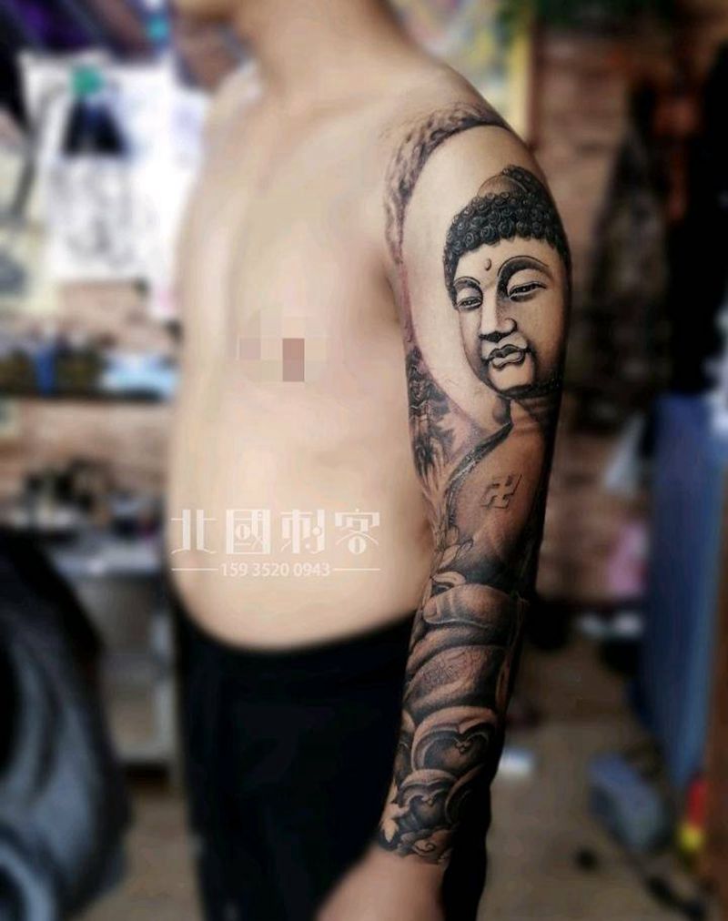 阿弥陀佛花臂纹身图片_肩部手臂老传统新传统佛花臂菩萨花臂佛纹身纹身图案