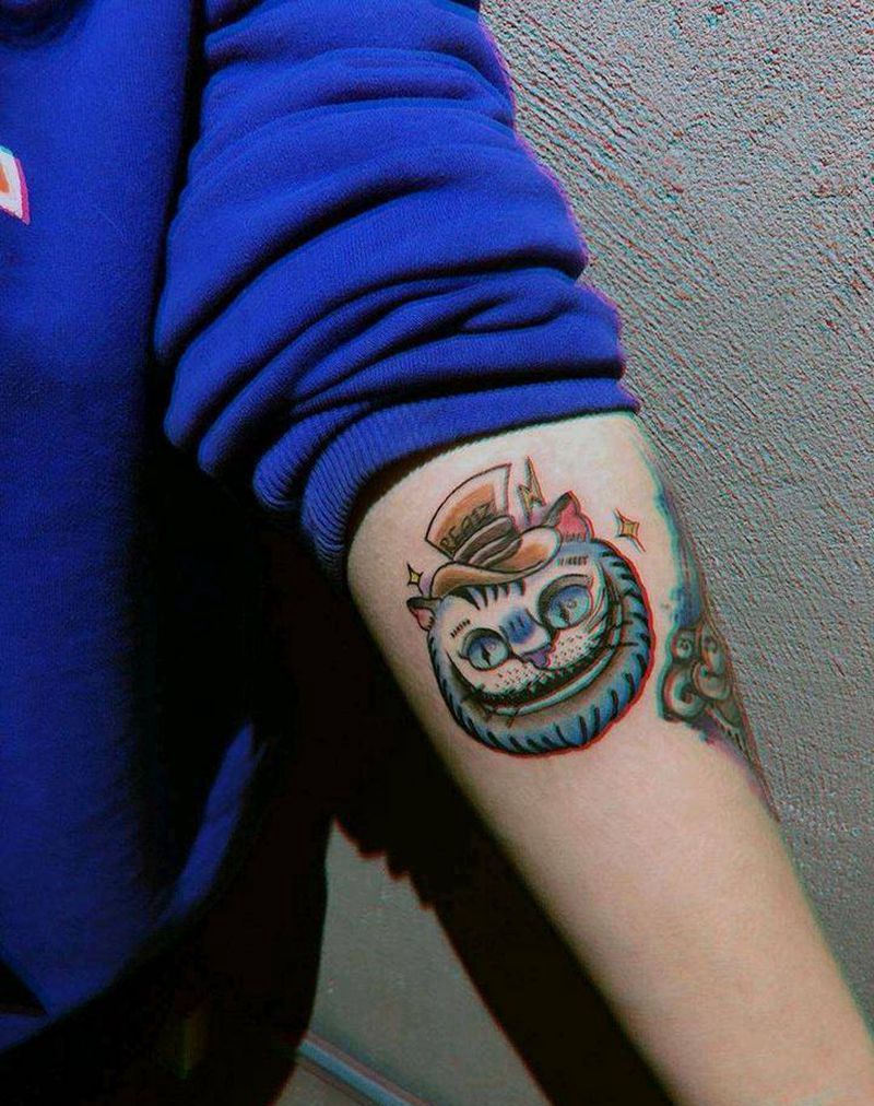 喵纹身图片_手臂彩色成品纹身图案