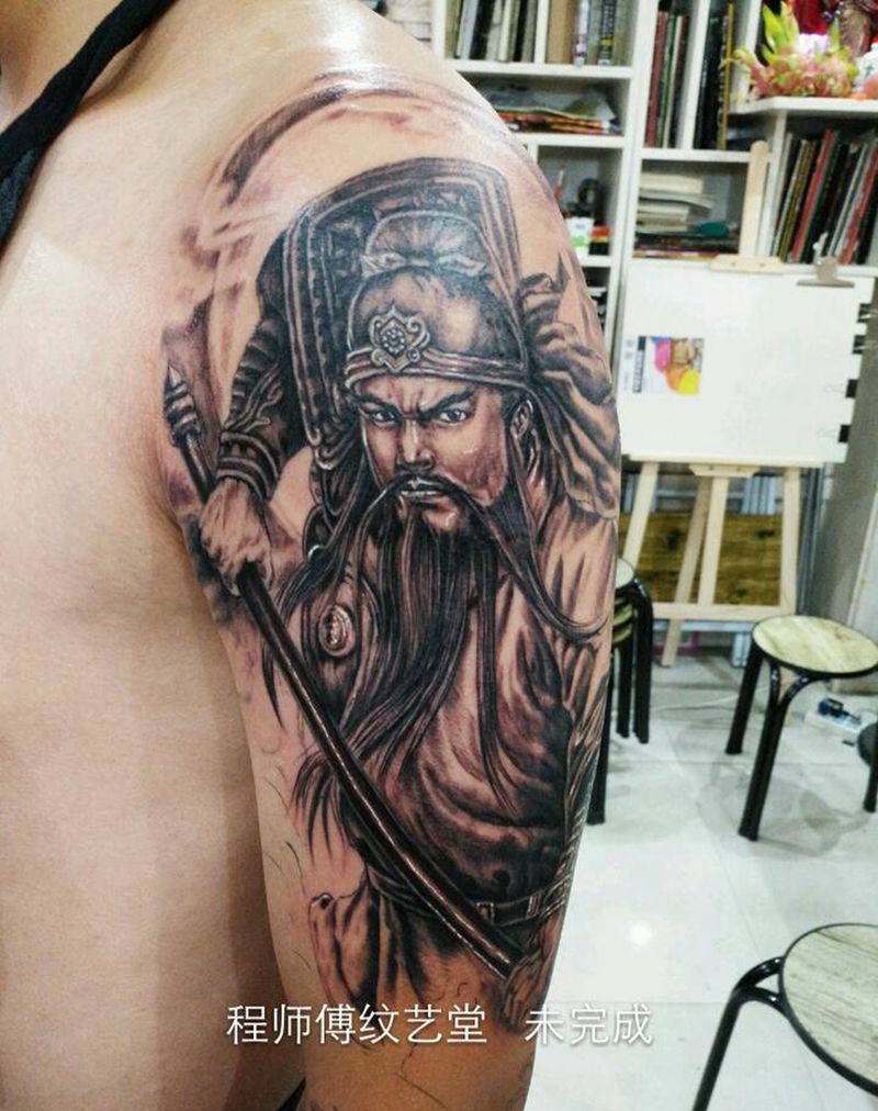 关公花臂未完成纹身图片