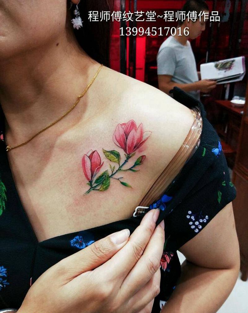 玉兰花纹身图片