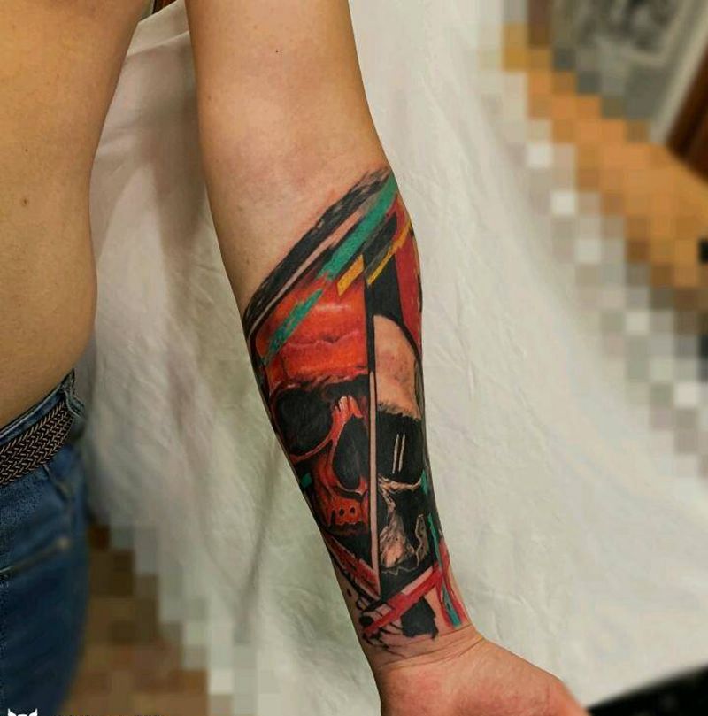 彩色骷髅纹身图片_手臂欧美写实纹身图案