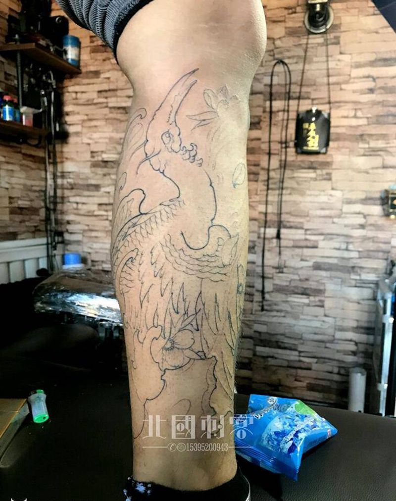 仙鹤（割线）纹身图片_脚部腿部新传统老传统纹身图案