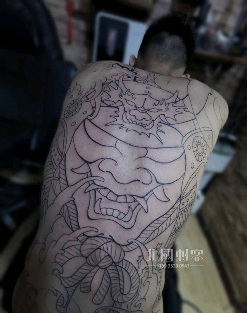 鬼武士 线条纹身图片_背部老传统新传统鬼武士满背满背鬼武士纹身图案