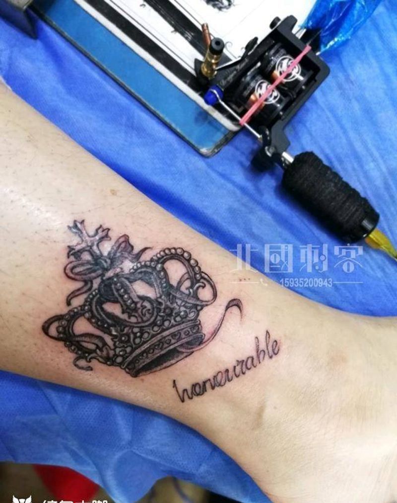 皇冠纹身图片_腿部脚部新传统老传统皇冠纹身图案