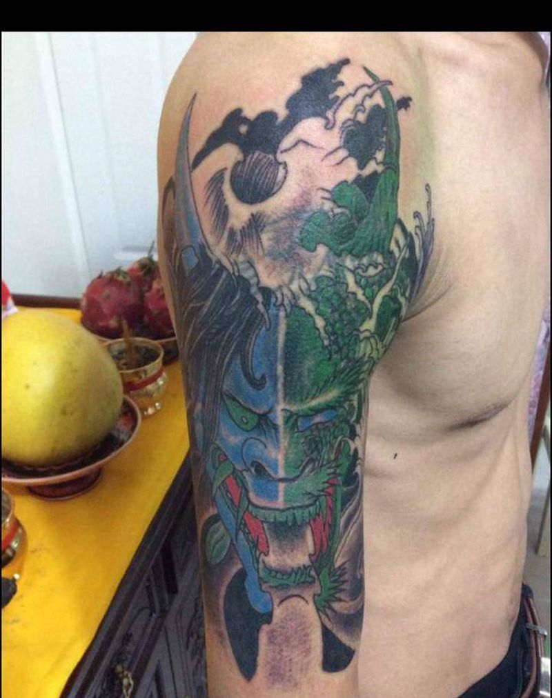 般诺纹身图片_肩部纹身图案