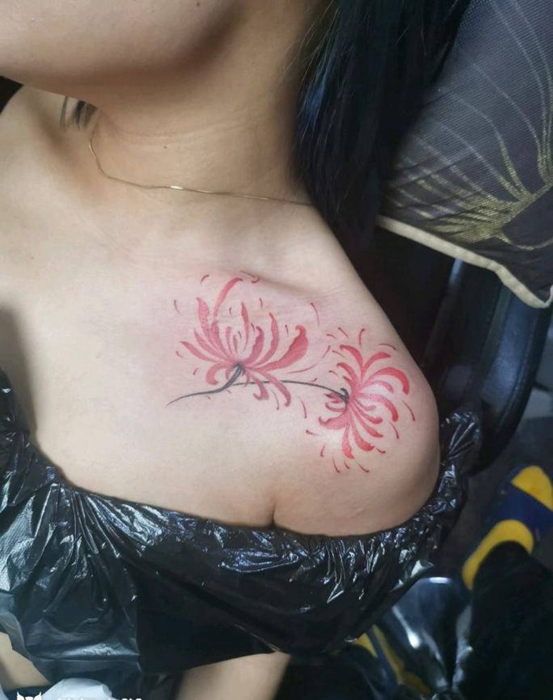 彼岸花纹身图片_胸部纹身图案