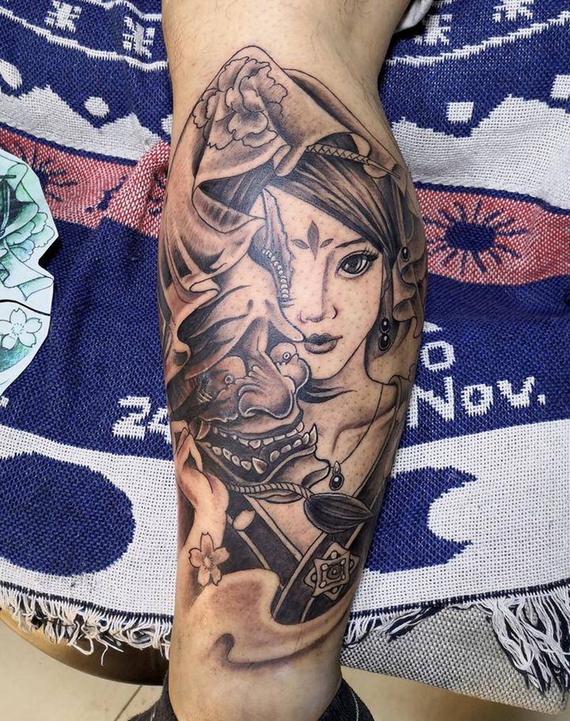 班诺掩盖腿部烫伤纹身图片_腿部纹身图案