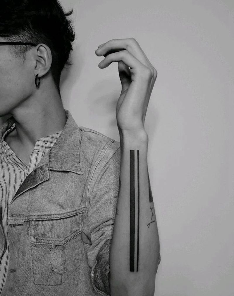 直线纹身图片_手臂几何纹身图案