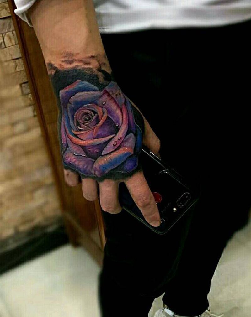 我的彩色玫瑰花作品纹身图片_手部欧美写实纹身图案