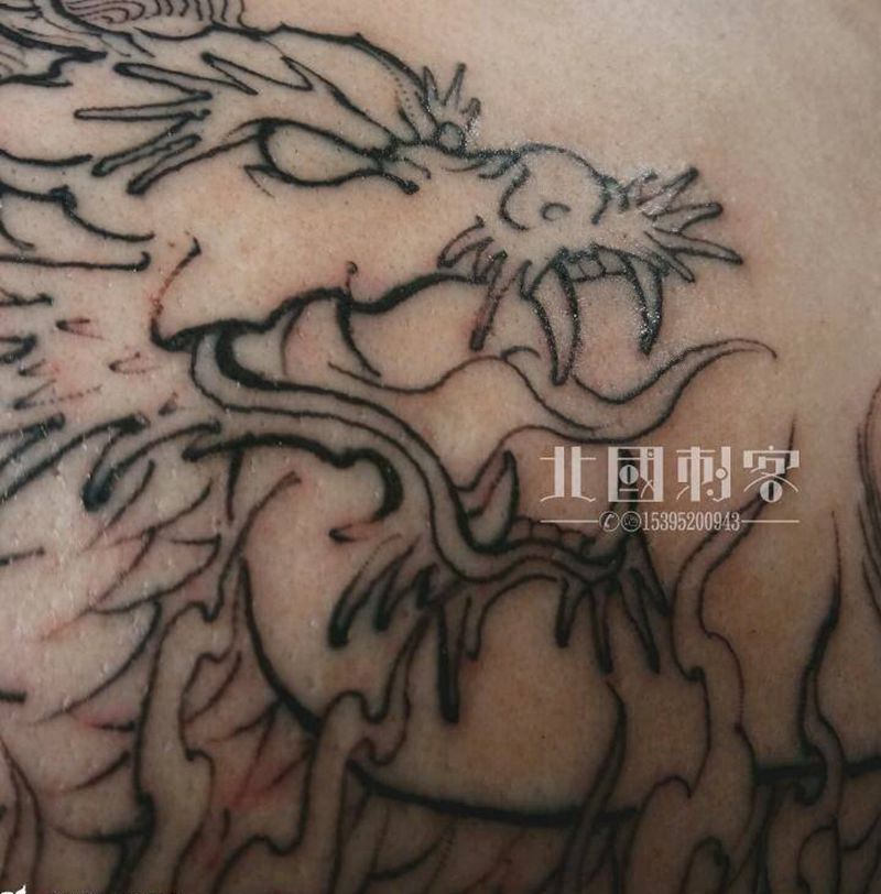 麒麟纹身图片_背部新传统老传统纹身图案