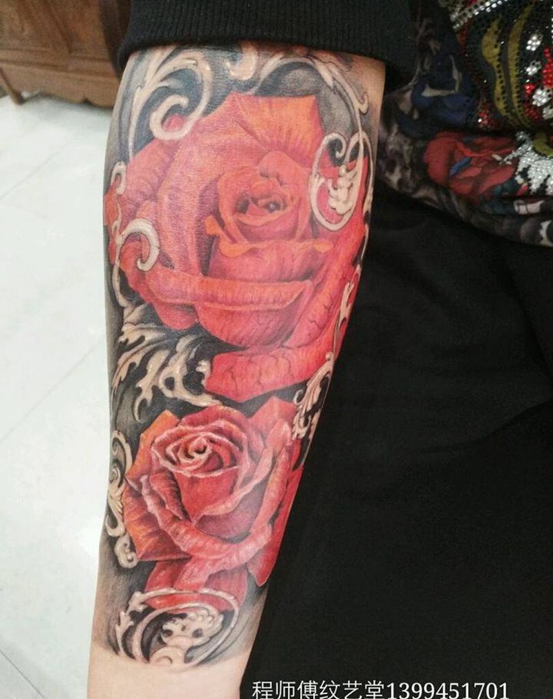 红玫瑰花纹身图片
