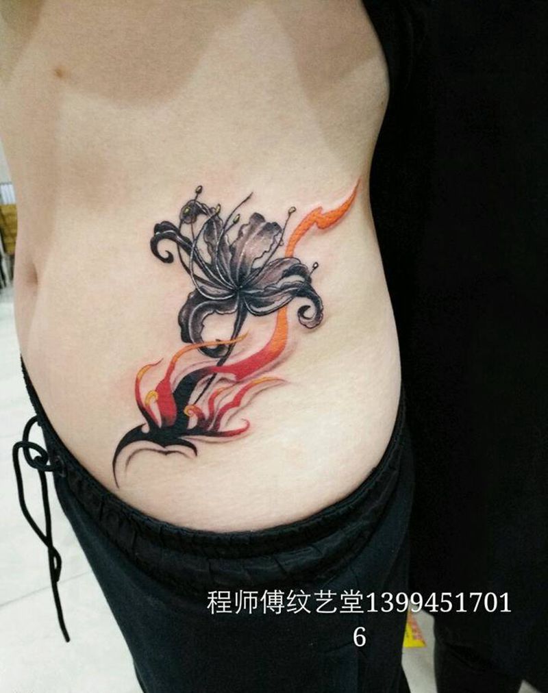 彼岸花纹身图片