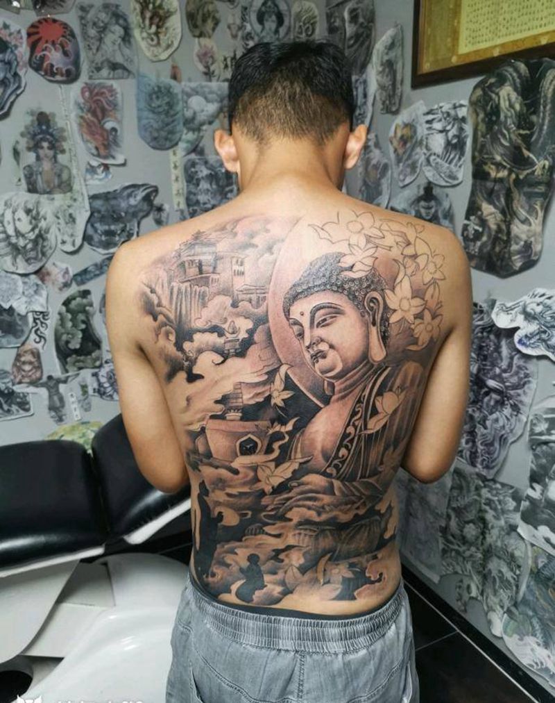 释迦牟尼佛纹身图片_背部纹身图案