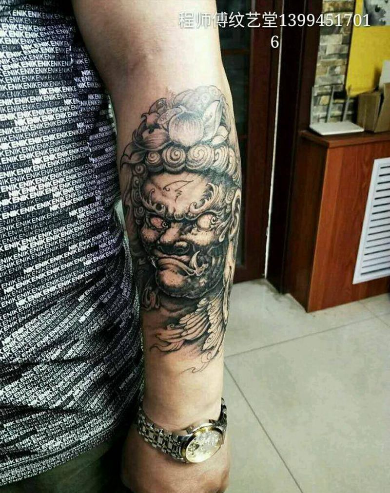 不动明王纹身图片