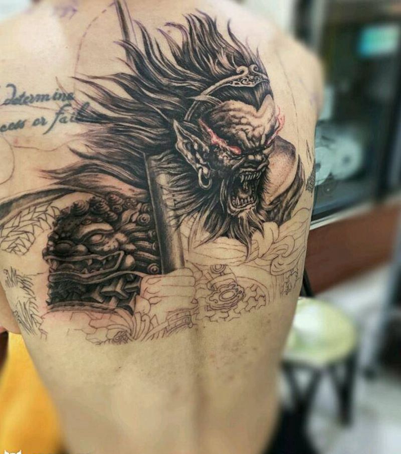 满背斗战圣佛未完成纹身图片_背部新传统纹身图案