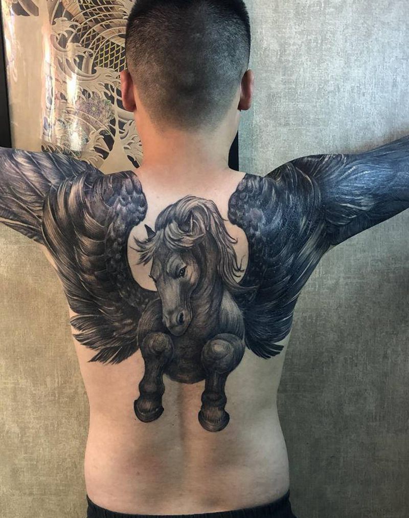 未来纹身图片_背部纹身图案