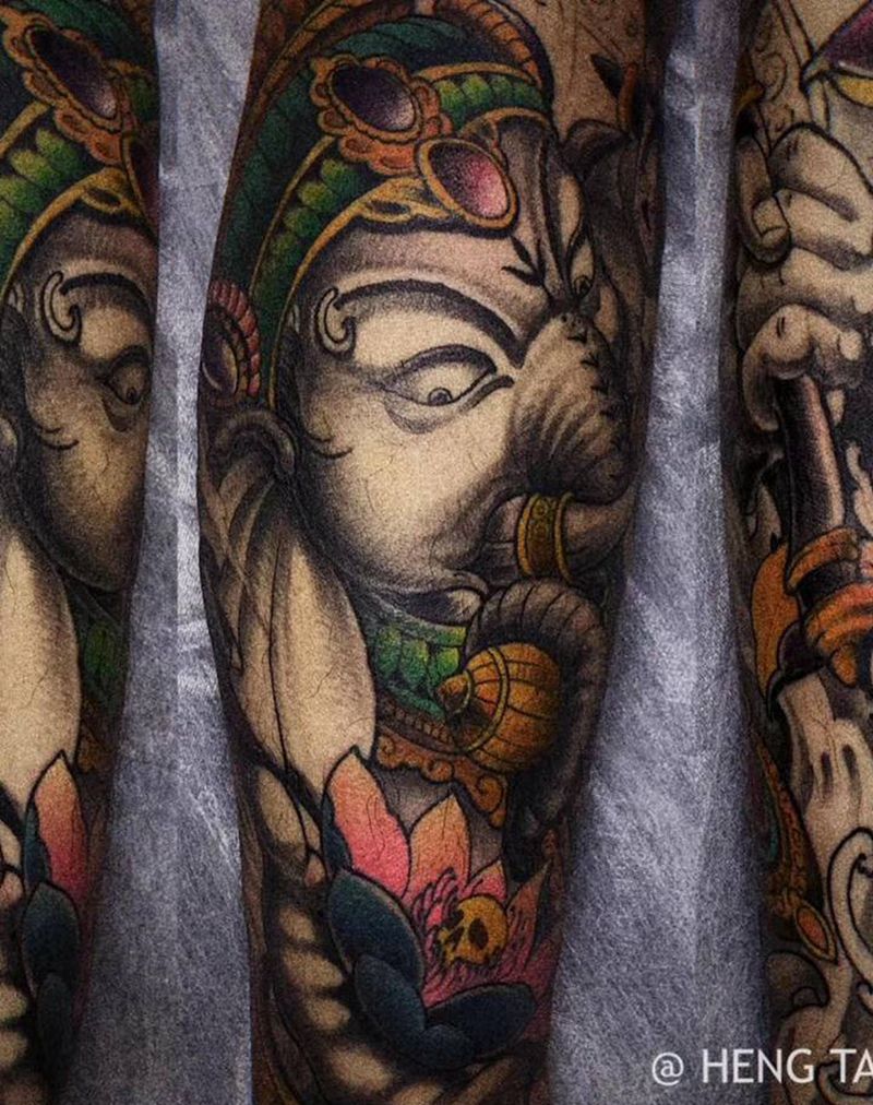 象神-包小腿纹身图片_腿部脚部新传统彩色象神纹身图案