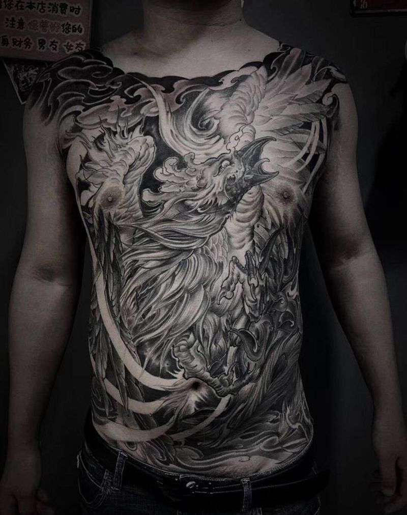 凤凰纹身图片_腹部肩部新传统纹身图案