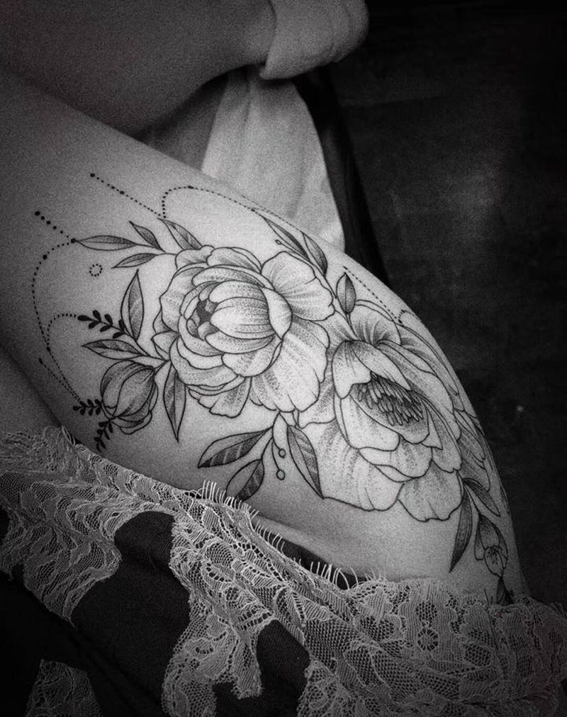 素花系纹身图片_胸部点刺纹身图案