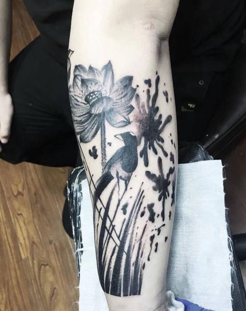 水墨莲花纹身图片_手臂腿部新传统老传统纹身图案