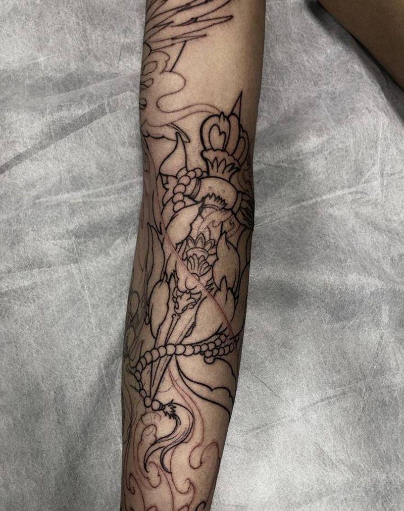 接花臂纹身图片_手臂新传统纹身图案