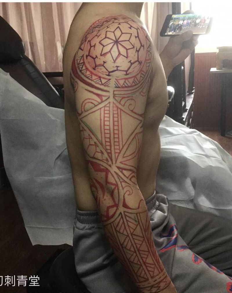 图腾纹身图片_胸部手臂图腾原创纹身图案