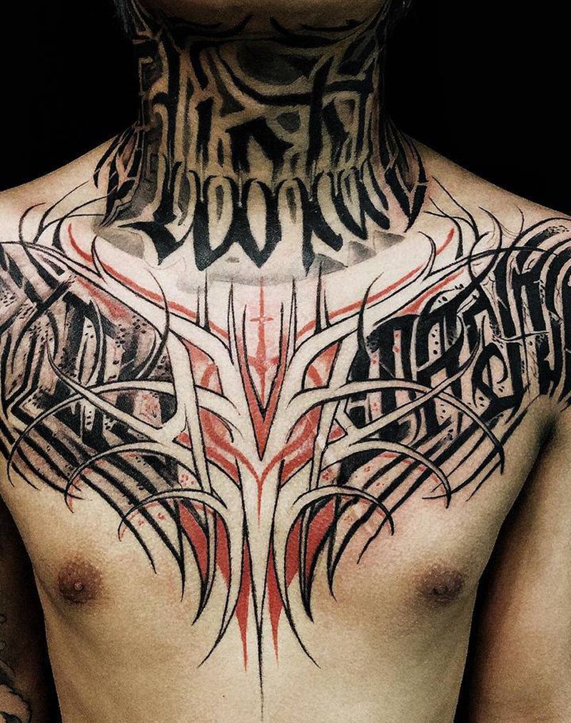 花体纹身图片_胸部纹身图案