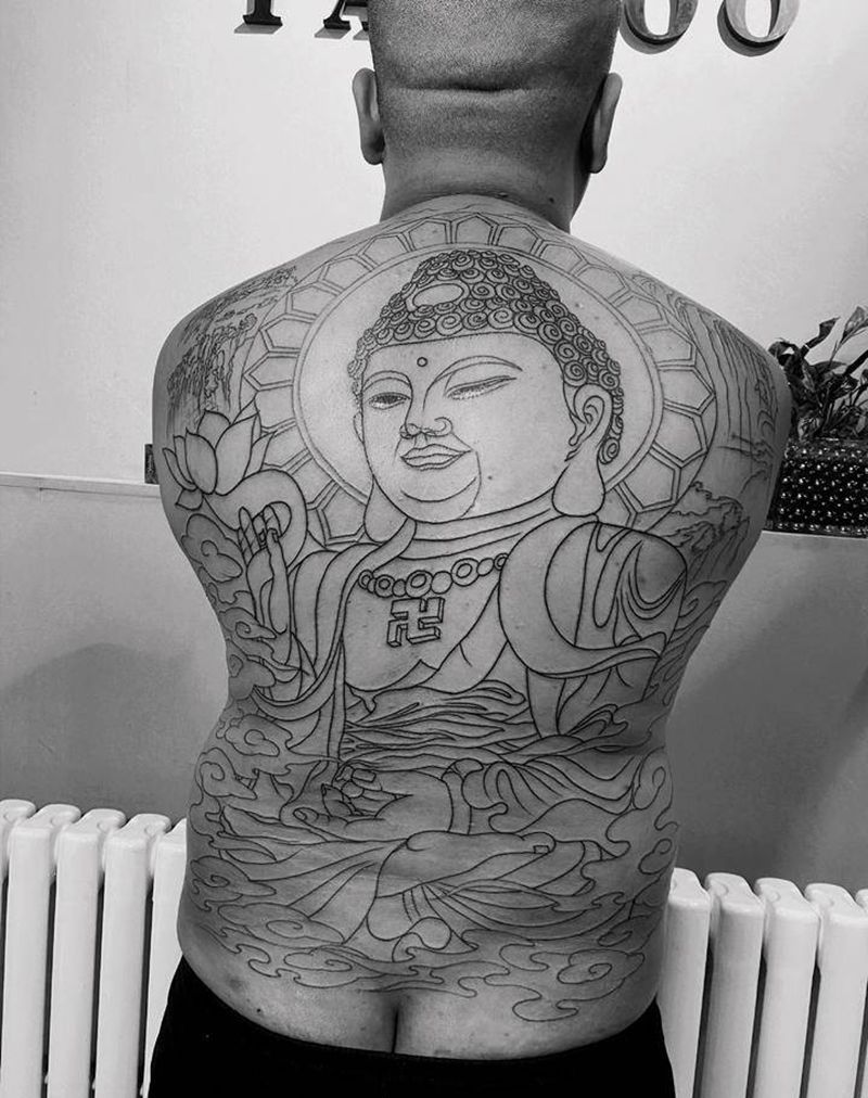 满背佛纹身图片_背部新传统老传统纹身图案