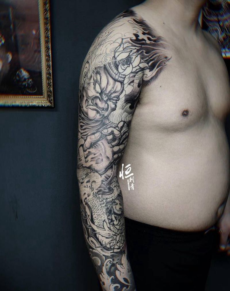 明王花臂纹身图片_手臂新传统纹身图案