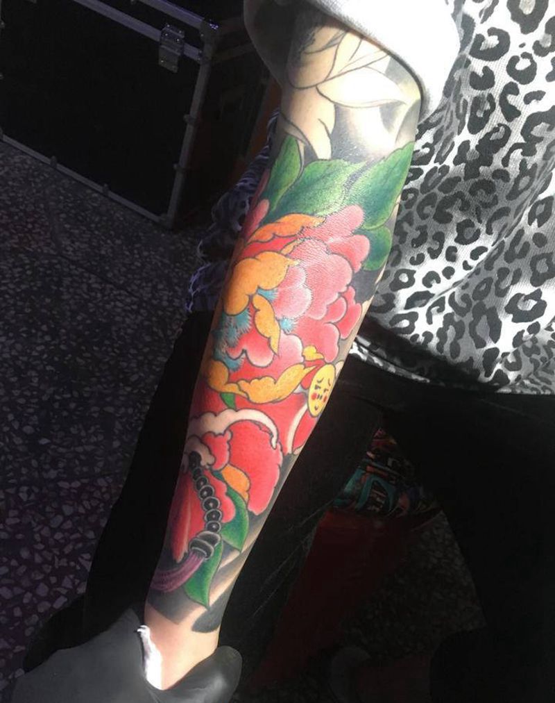 花臂纹身图片_手臂新传统纹身图案
