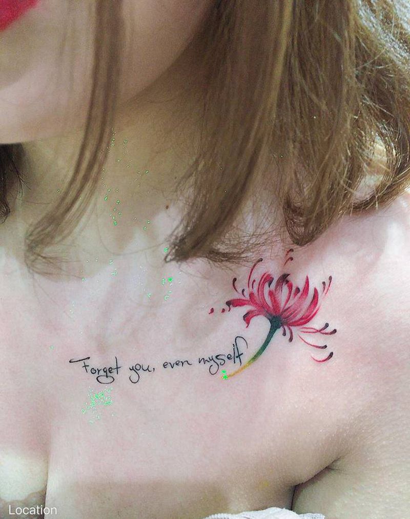 锁骨彼岸花纹身图片_胸部新传统纹身图案