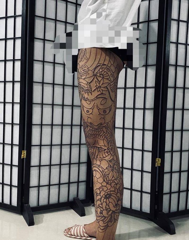 般若蛇纹身图片_手臂腿部老传统般若蛇花腿纹身图案