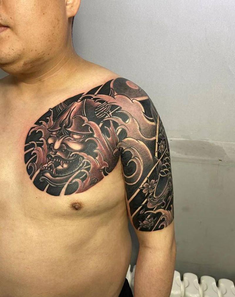 半甲般若鲤鱼纹身图片_手臂胸部新传统老传统般若，鲤鱼纹身图案