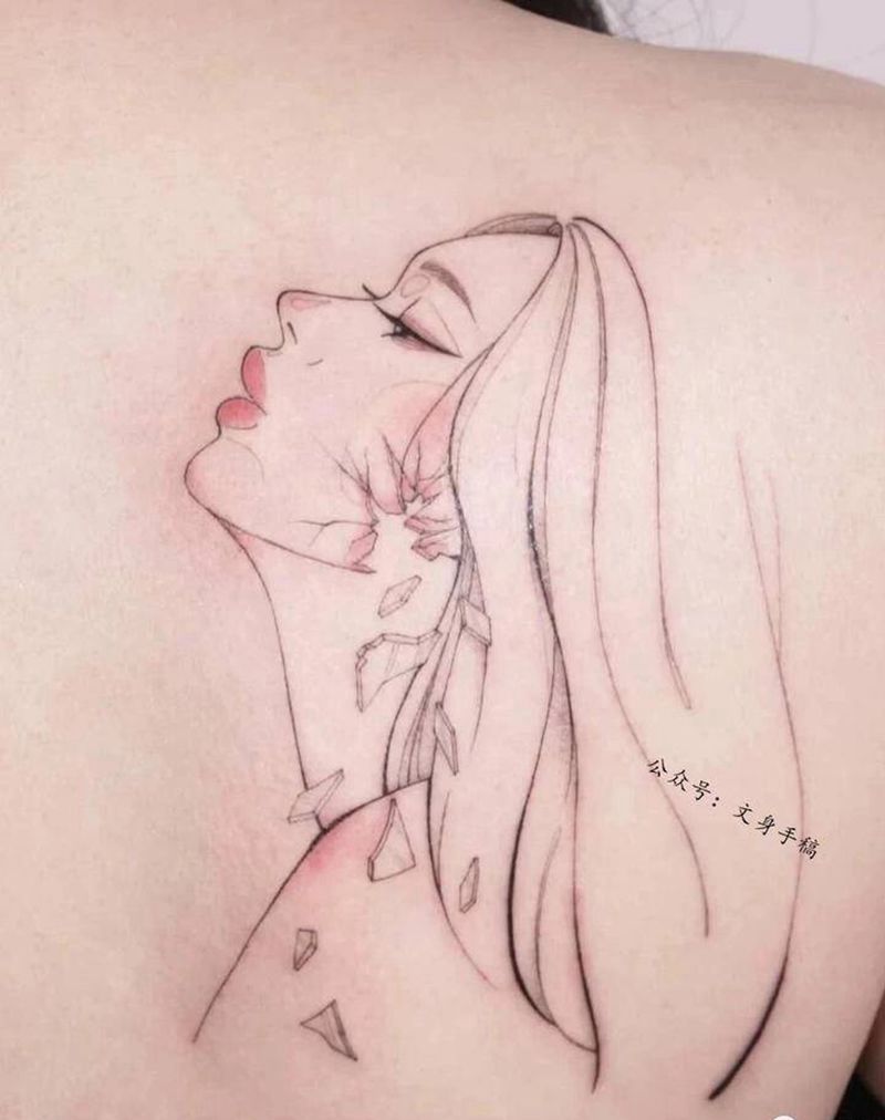 女人纹身图片_腿部新传统纹身图案