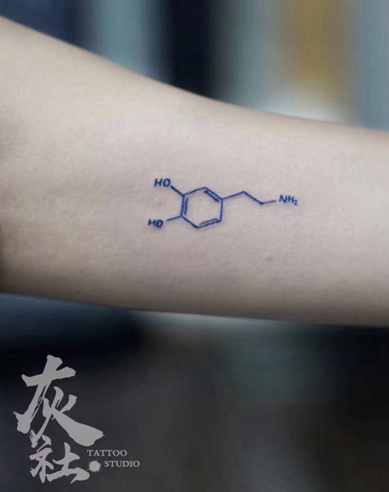 爱情纹身图片_点刺Old School纹身图案