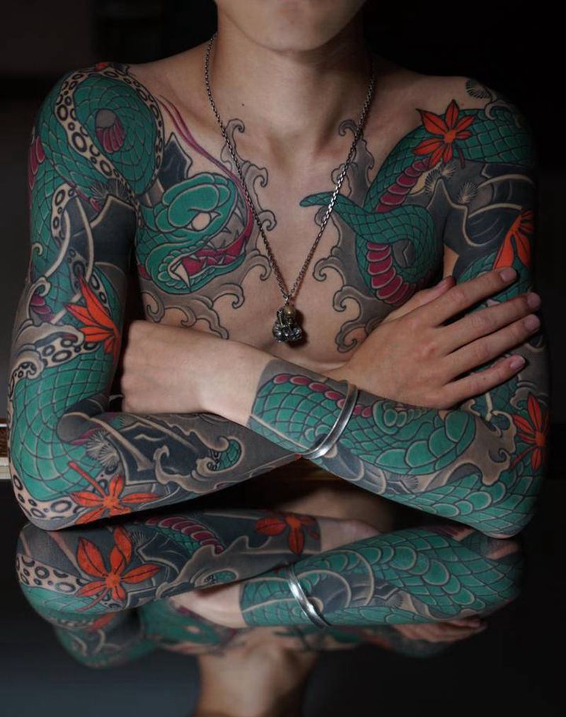 双蛇接近完成纹身图片_手臂手部老传统新传统纹身图案