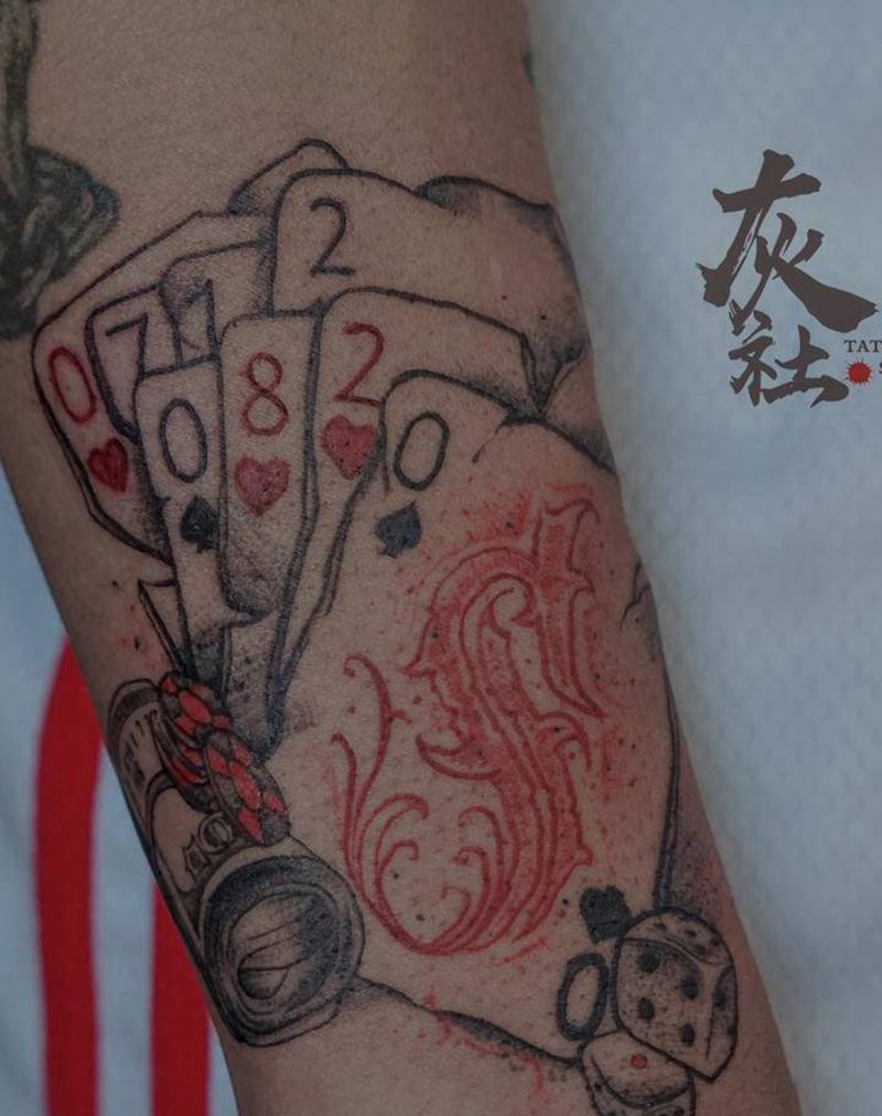 扑克牌纹身图片_手臂Old School纹身图案