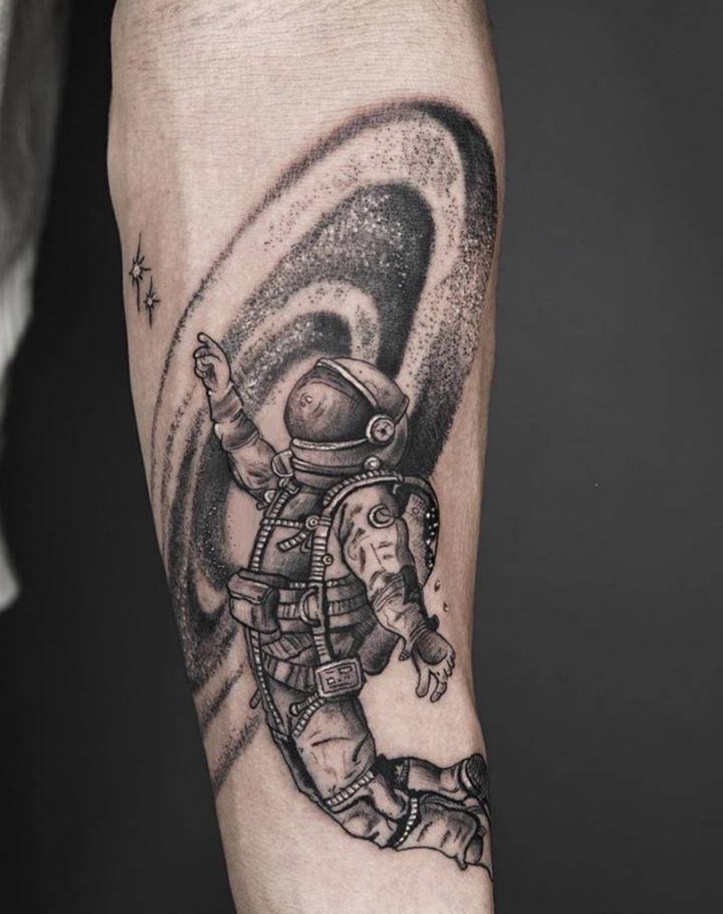 太空纹身图片_欧美写实纹身图案