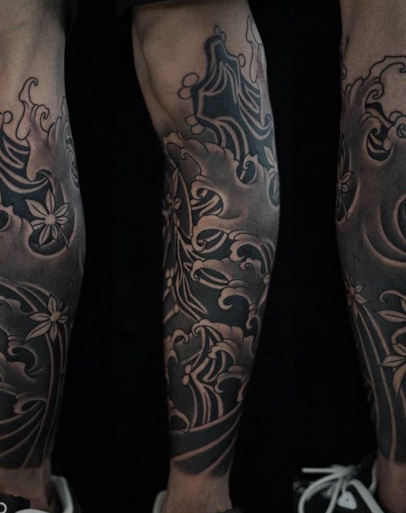 腿部浪花纹身图片_腿部老传统新传统纹身图案