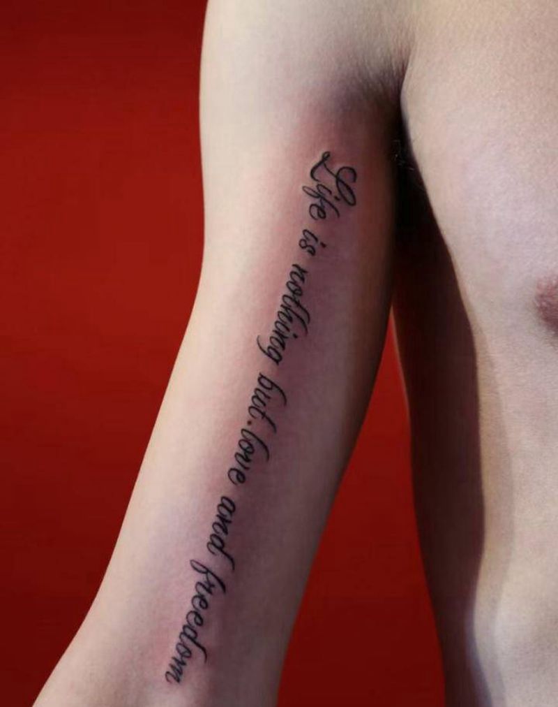 字母纹身图片_手臂纹身图案