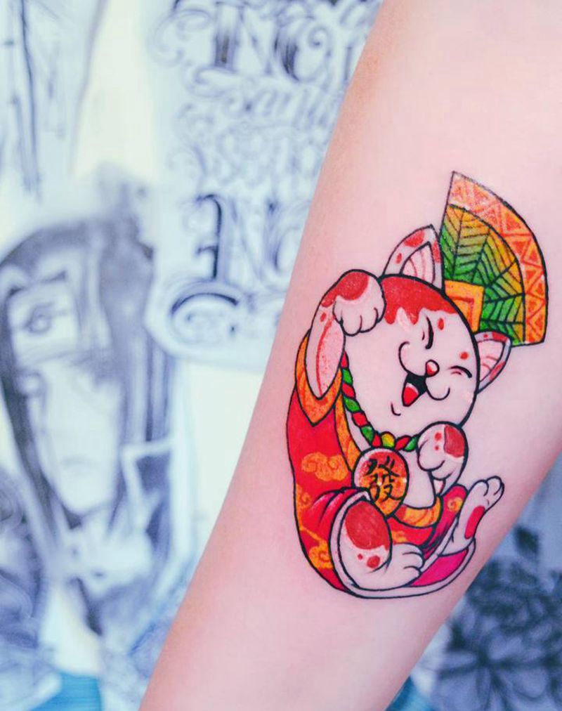 招财猫纹身图片_手臂New School水彩纹身图案