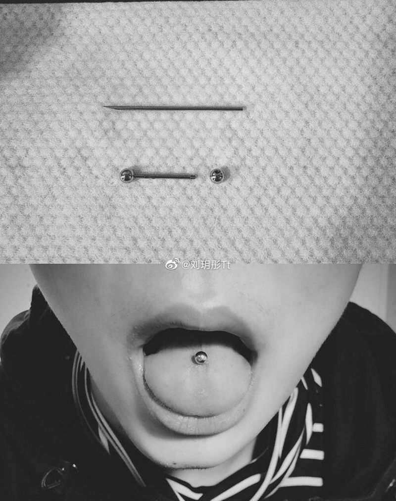 舌钉#纹身图片_穿孔纹身图案