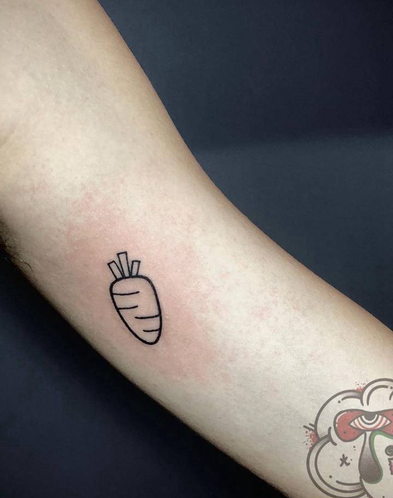 小萝卜纹身图片_手臂纹身图案