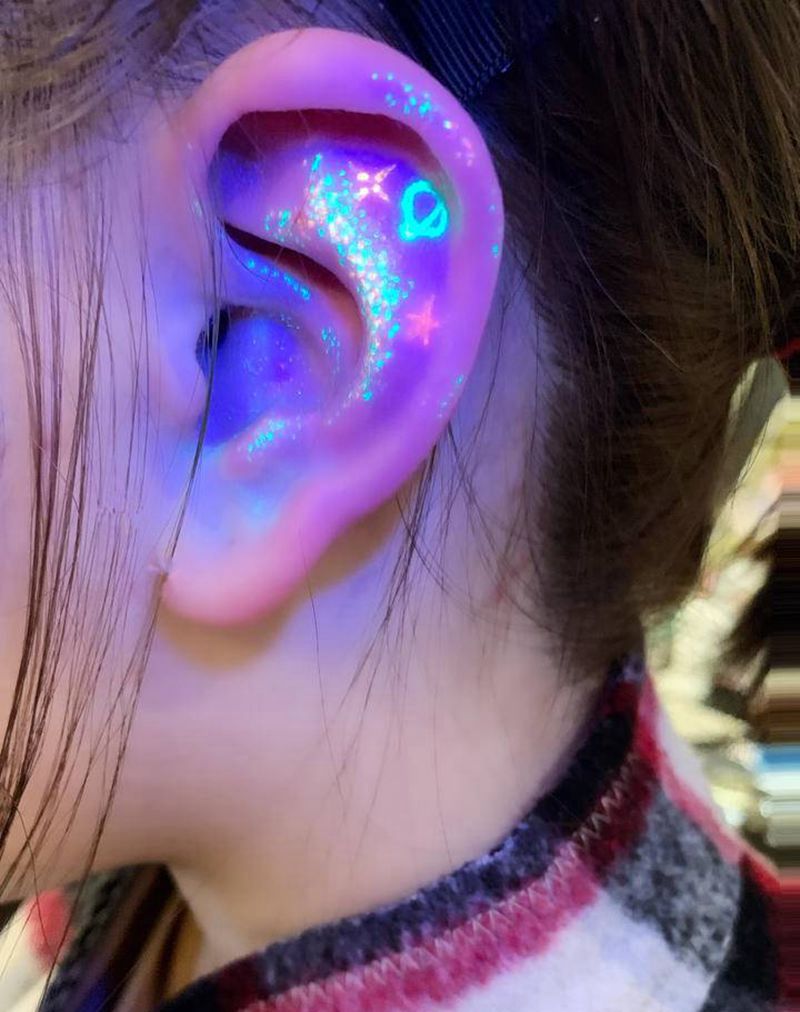 荧光小图纹身图片_点刺纹身图案